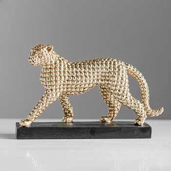 Креативна позлатена статуетка на леопард, украсата на масата, за домашно вино, в килера, изкуствена скулптура на животното, занаяти, изработени от смола, интериор на стаята