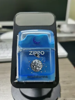 Калъф за запалки Zippo, Астронавт, светещи в тъмното Внесени рядък предмет на колекционерска стойност, без кутия
