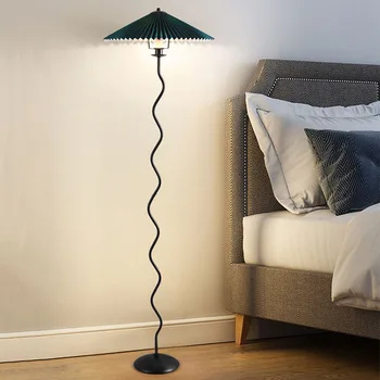 Ретро плиссированный чадър, под лампа за дневна, тъканта, нощна лампа за спалня, модерна и уютна атмосфера, подови лампи