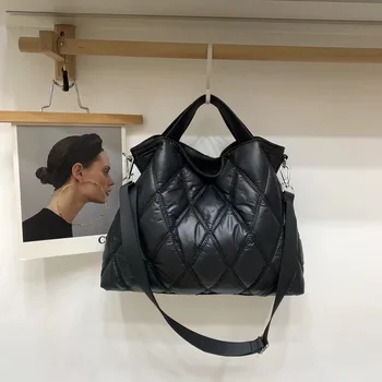 Ежедневни Дамски чанти-тоут с подплата, с голям капацитет, дизайнерски ватирани чанта през рамо, луксозна найлонова чанта през рамо от памук Sapce.