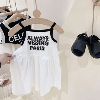 Лято 2023, Корейското бебешки дрехи за малките момичета, сладко памучно ежедневна рокля с букви, Удобни рокли без ръкави, рокля комбинация