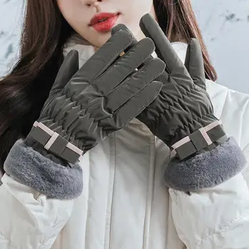 Улични зимни ръкавици Дамски зимни ръкавици Ветроупорен зимни велосипедни ръкавици с една плюшена подплата Сензорен екран за жени за каране на ски